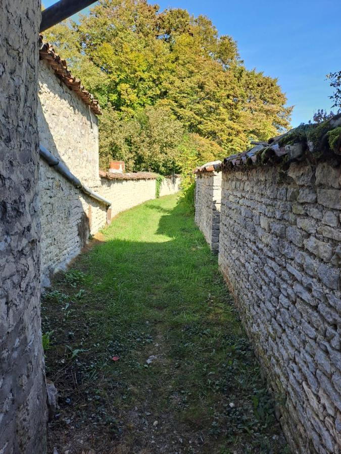Le Val D Arlette Apartment Arsonval Luaran gambar